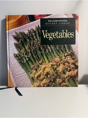 Williams-Sonoma Vegetables Cookbook - Hardcover